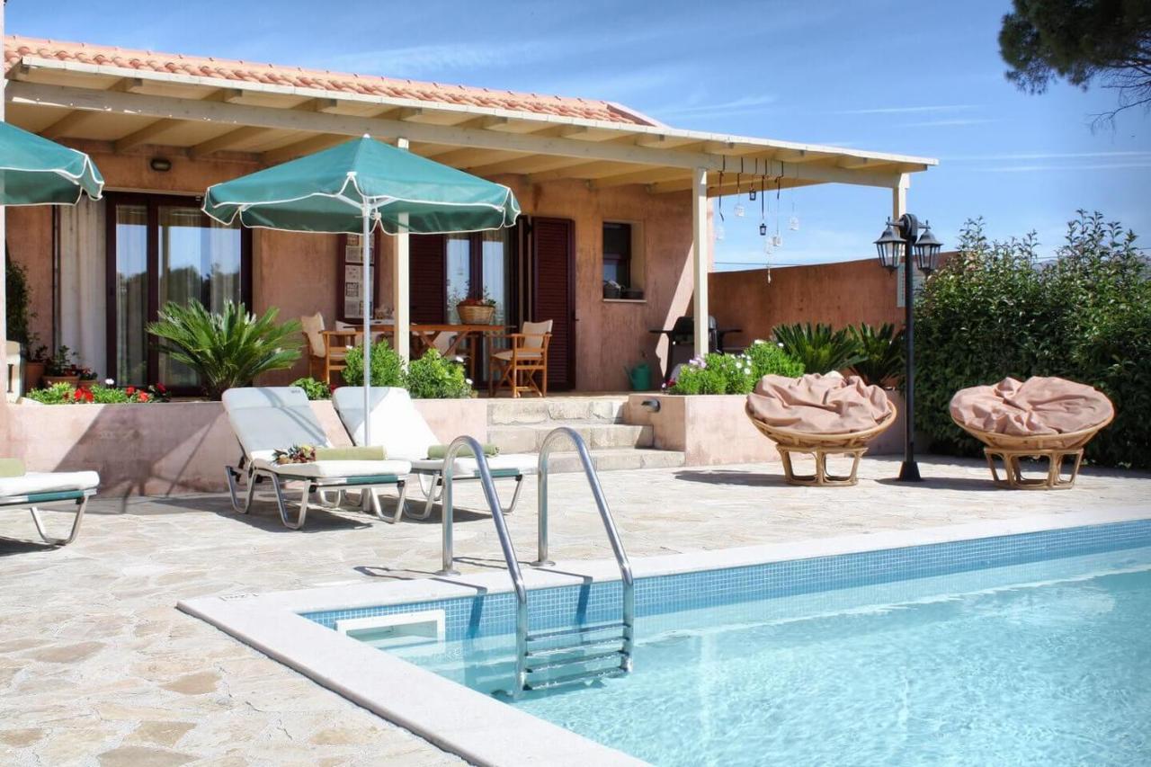 Villa Cottage Kantrillies Fokata Kültér fotó