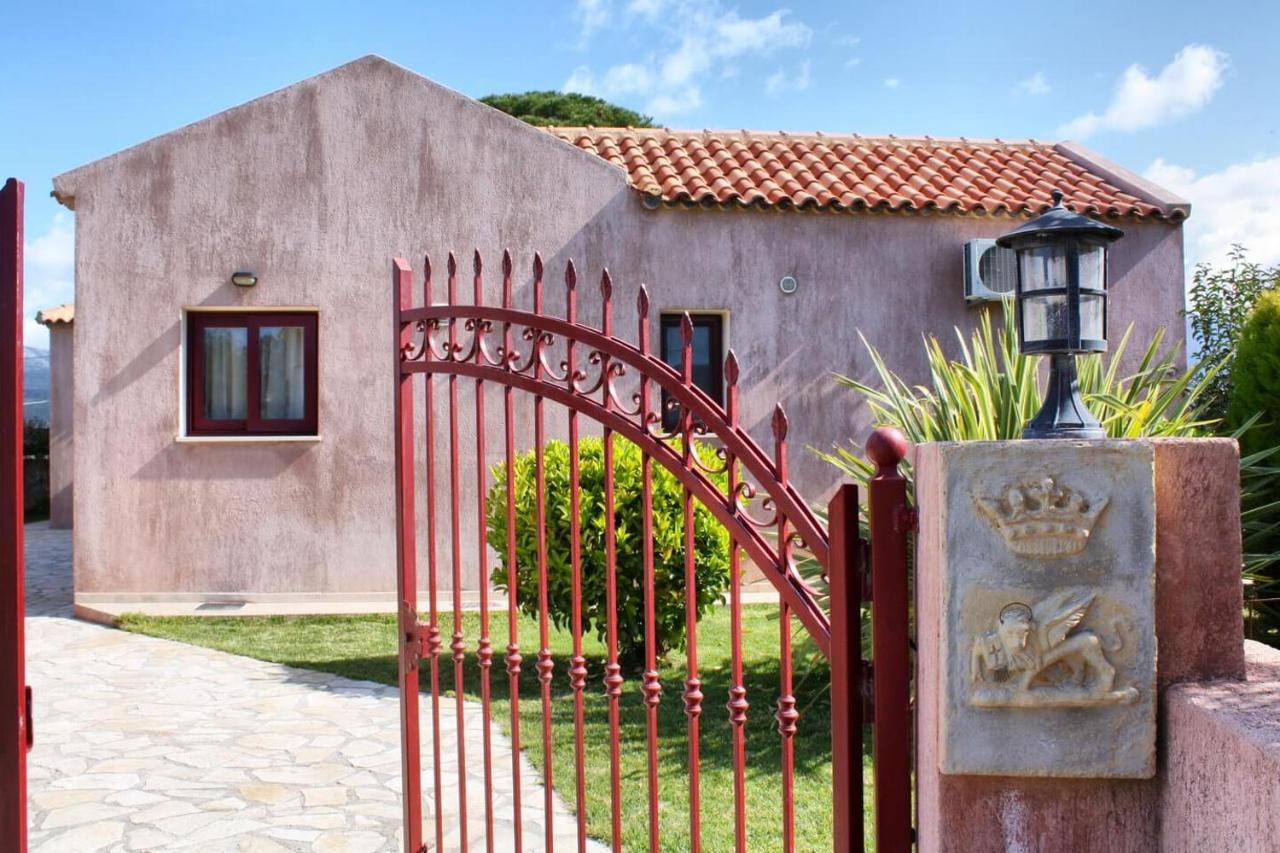 Villa Cottage Kantrillies Fokata Kültér fotó